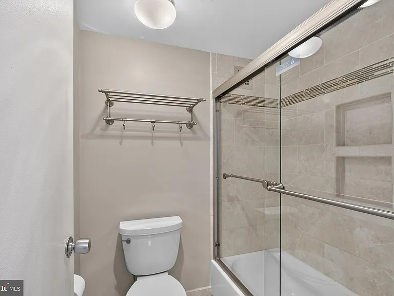 4515 Willard Ave #2203S — Photo 25