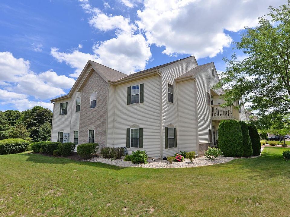 1st image of 1059 Stratford COURT #201
