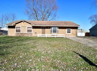 196 Depot Ct, Bargersville, IN