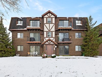 1010 Judson St APT 2A, Bensenville, IL, 60106