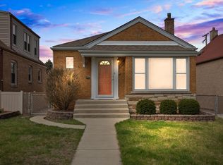10118 S California Ave, Evergreen Park, IL