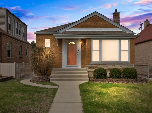 10118 S California Ave, Evergreen Park, IL 60805