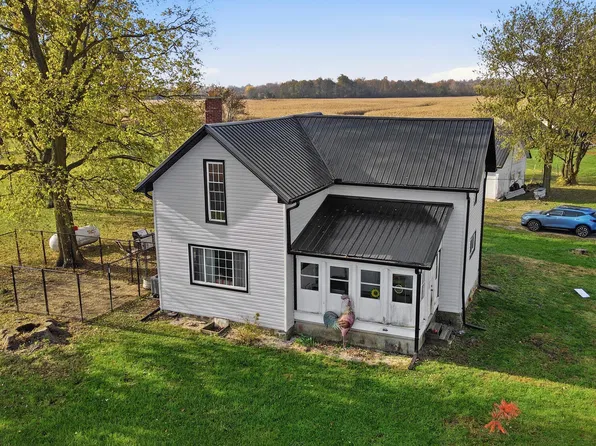 2746 Dialton Rd, Saint Paris, OH 43072