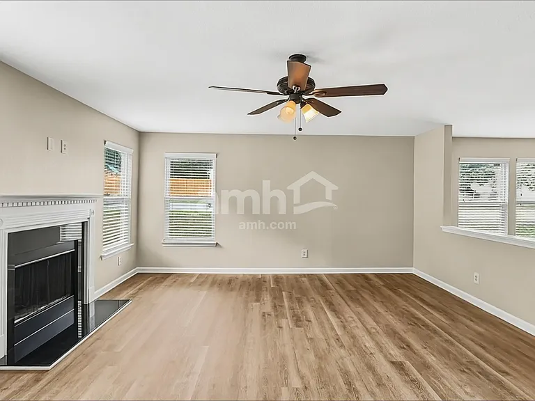 4504 Palustris Ct — Photo 5