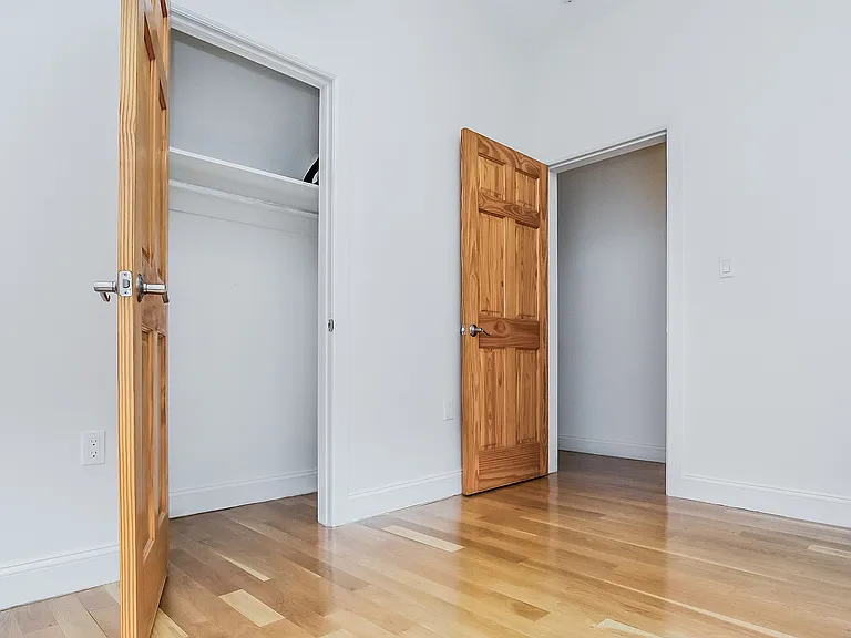 415 Saint Johns Pl #6 — Photo 12
