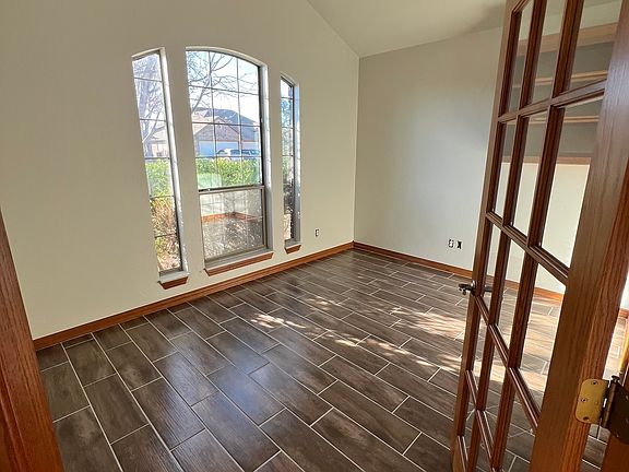 5th image of 5500 Bent Creek Dr