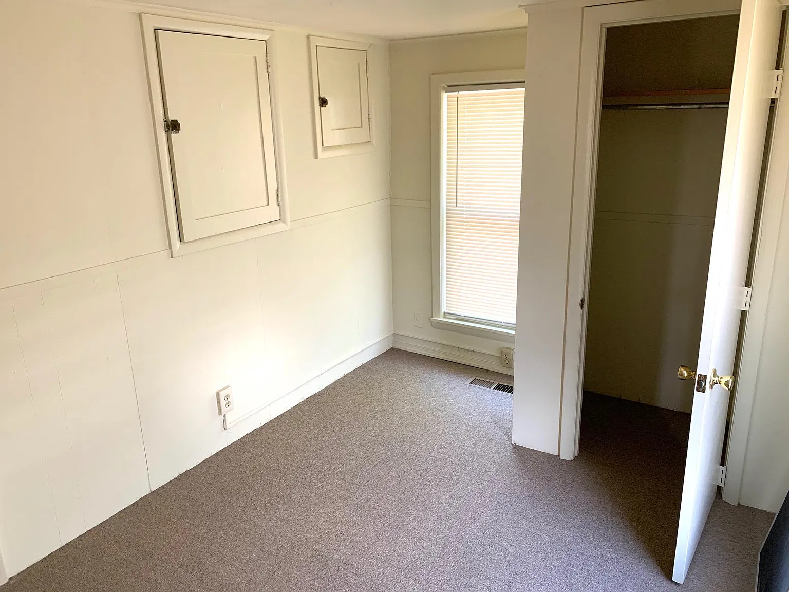 3 bed, 1100 sqft, $1,420 — Photo 3