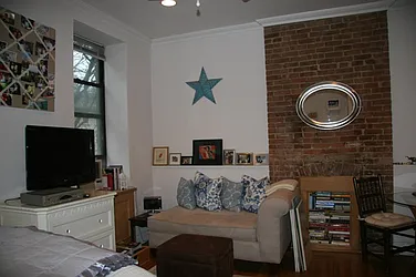 Rented by City Connections Realty