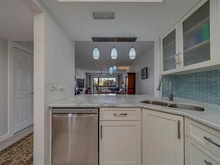 11650 Capri Cir S #105 — Photo 12
