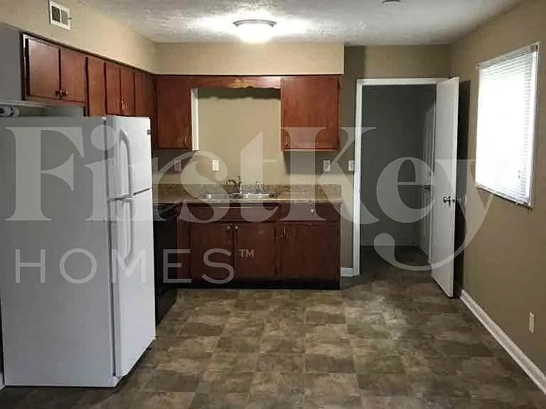 6111 Dry Den Ct — Photo 5