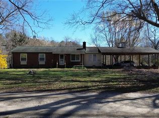 6874 Burgess Rd, Gloucester, VA 23061