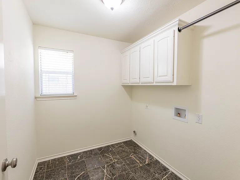 3015 Oak Dr — Photo 20