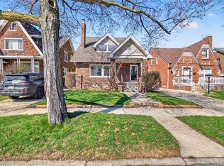 5019 Maple St, Dearborn, MI 48126