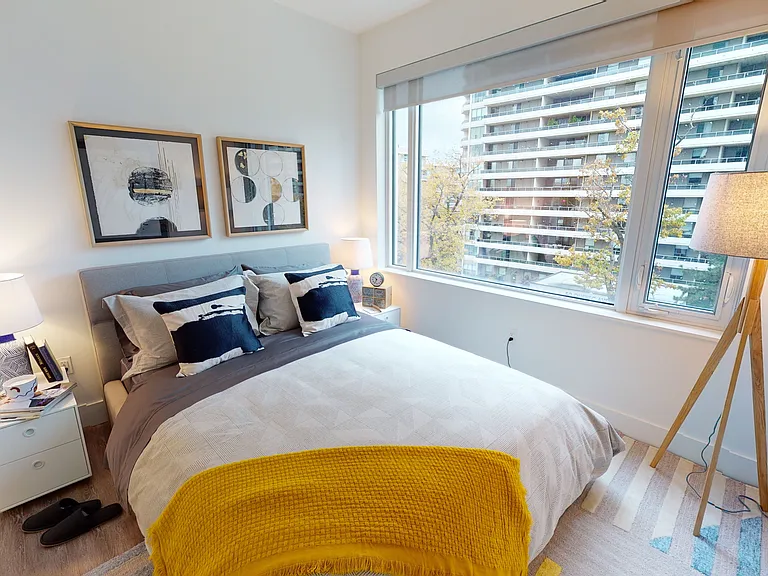 50 High Park Ave — Photo 24