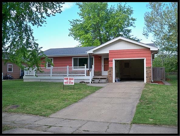 1st image of 2218 Wesley St
