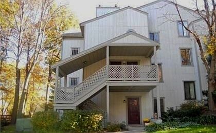 2247 Exterior Entrance