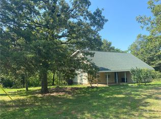 12297 Sheehan Rd, West Fork, AR 72774