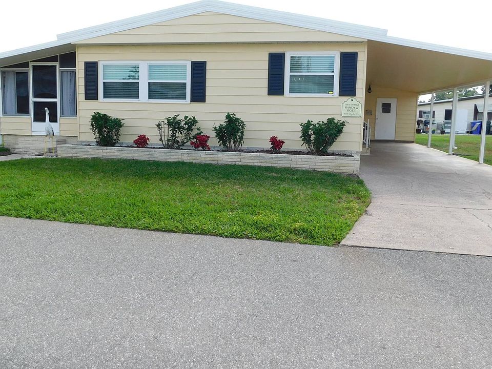 1st image of 317 Country Club Cir W
