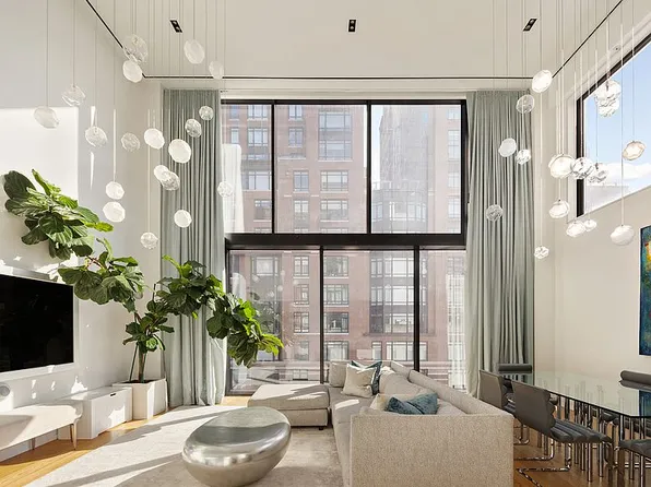 559 W 23rd St #56, New York, NY 10011