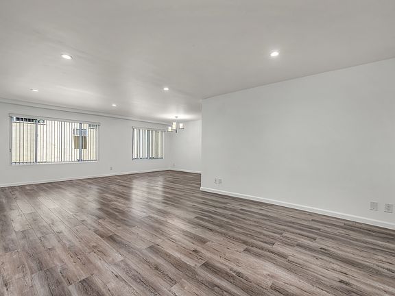 2nd image of 1432 S Saltair Ave APT 103