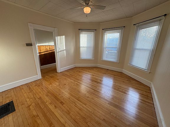 2nd image of 377 Highland Ave #4
