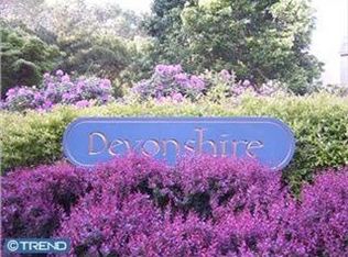 29 Wingstone Ln, Devon, PA 19333