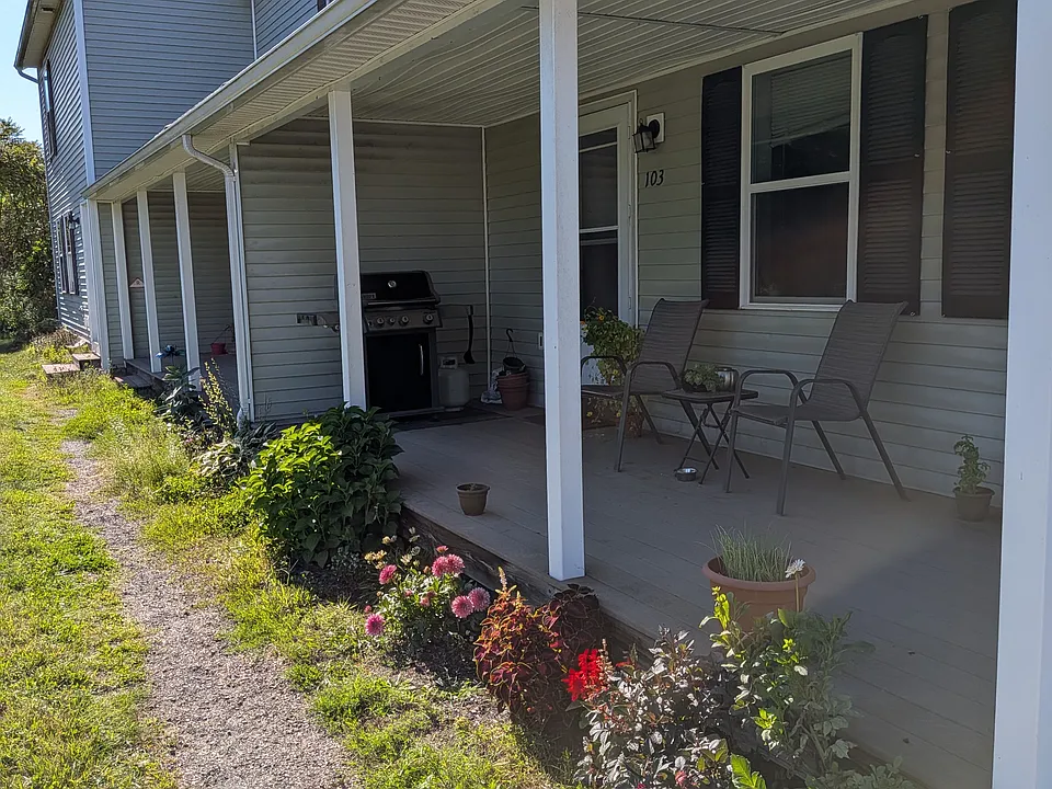 20 Butler St #103
