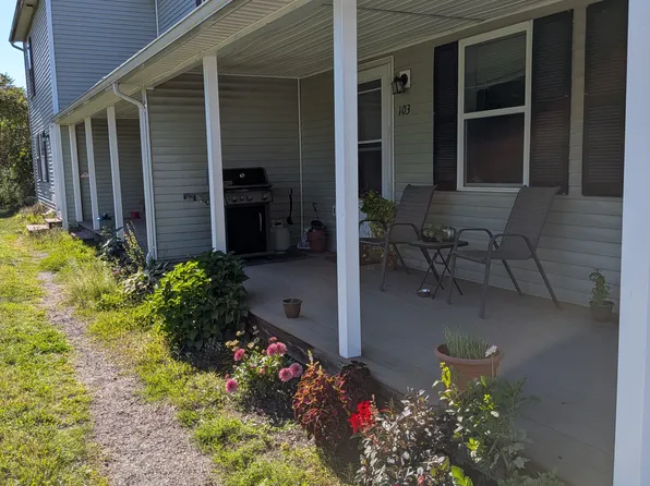 20 Butler St #103, Fairfax, VT 05454