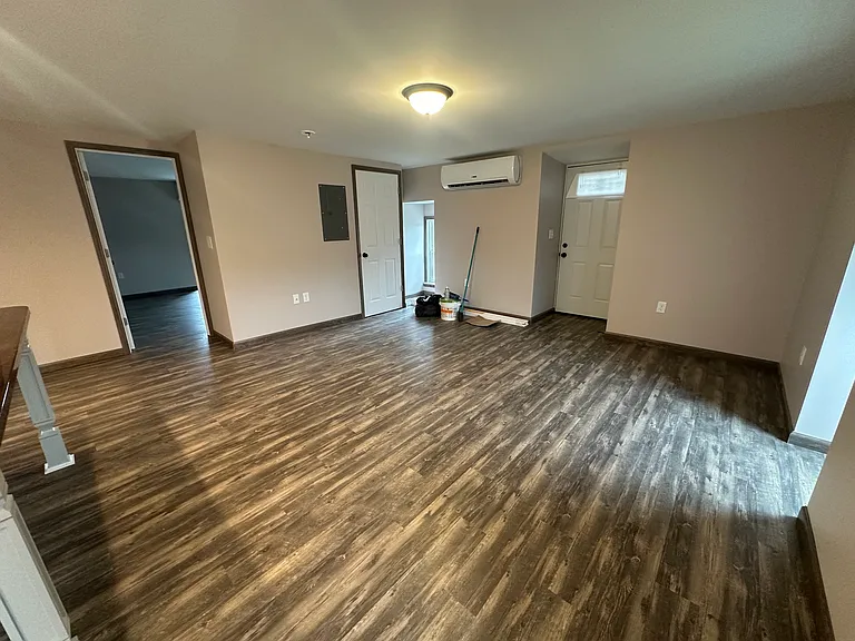 107B N Market St — Photo 19