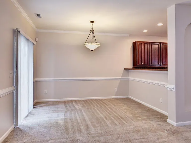 4559 Beacon Hill Dr — Photo 13
