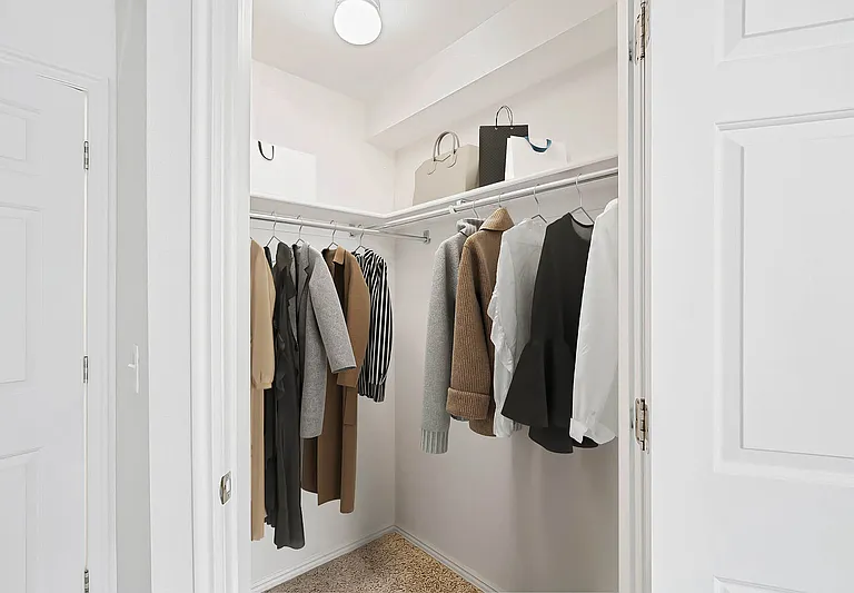 Rose Cove Apartment Homes — Photo 19