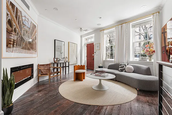 Sold by Compass | media 4