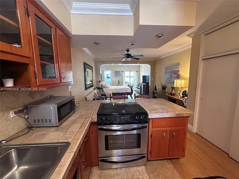 6580 Santona St #A17 — Photo 5
