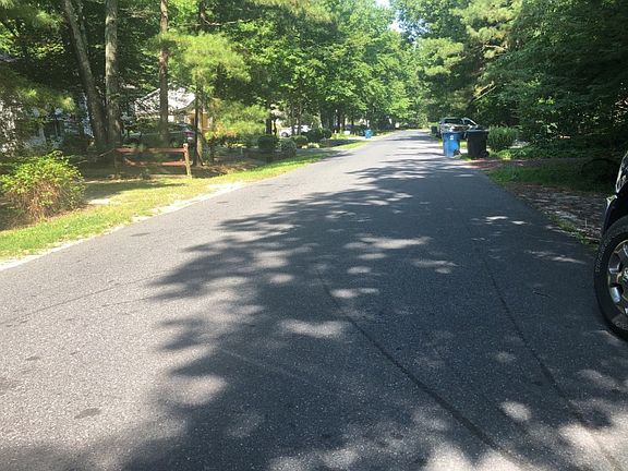 5th image of 48 Bramblewood Dr