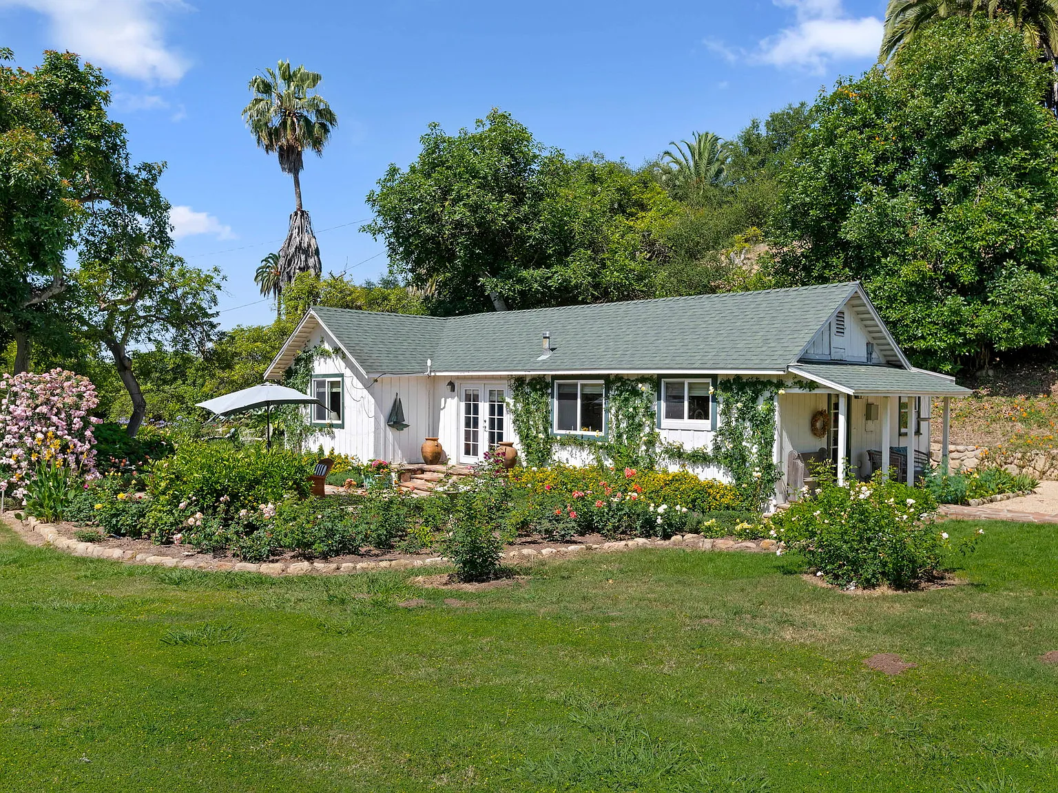2 bed, $9,000 — Photo 2