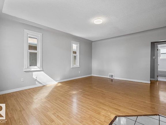 4th image of 11241 84th St NW
