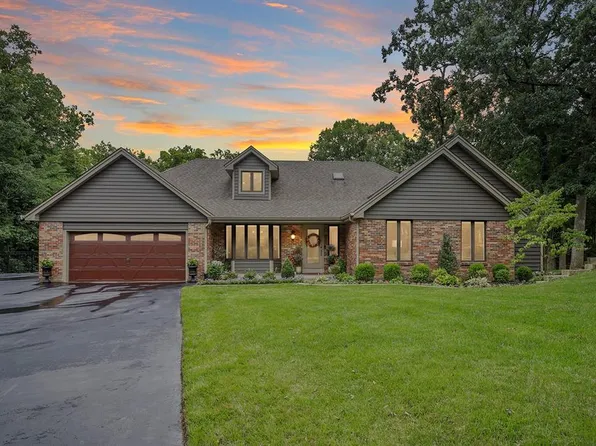 3150 La Baron Ln, Saint Charles, MO 63303