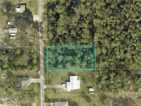 2308 Johns Ave, Alva, FL 33920