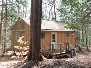 86 Lee Rd, Readsboro, VT 05350