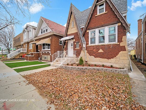 2nd image of 1613 S Central Ave