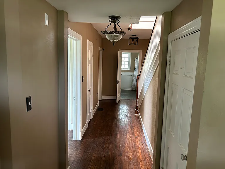 8811 Stults Rd — Photo 9