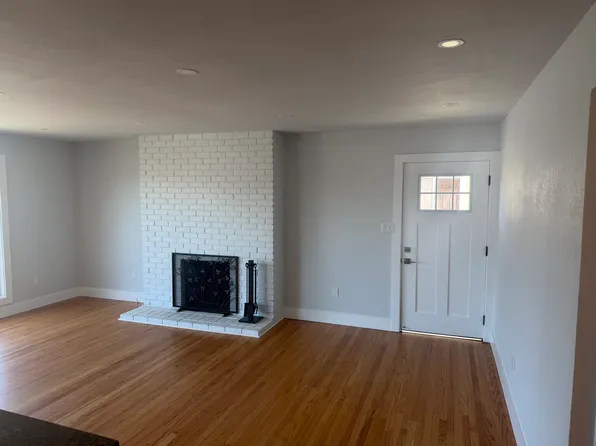 (undisclosed Address), Pacifica, CA 94044