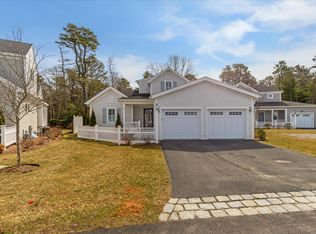 4 Cobblestone Circle, Mashpee, MA 02649