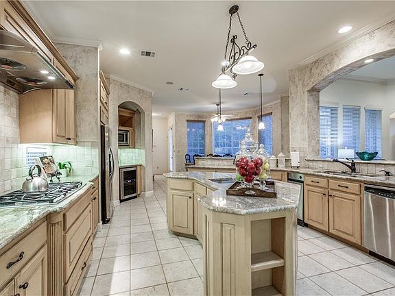 5th image of 3703 Indian Springs Trl
