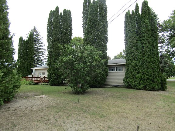 2nd image of 1006 W Huron Ave