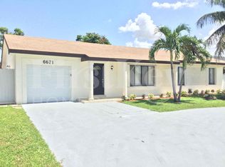 6671 NW 199th St, Hialeah, FL 33015