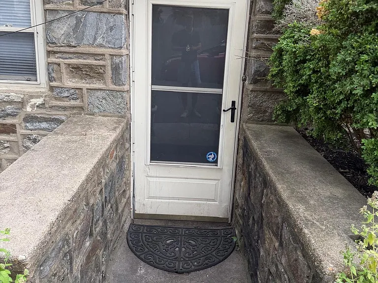 203 Sycamore Ave #G — Photo 14