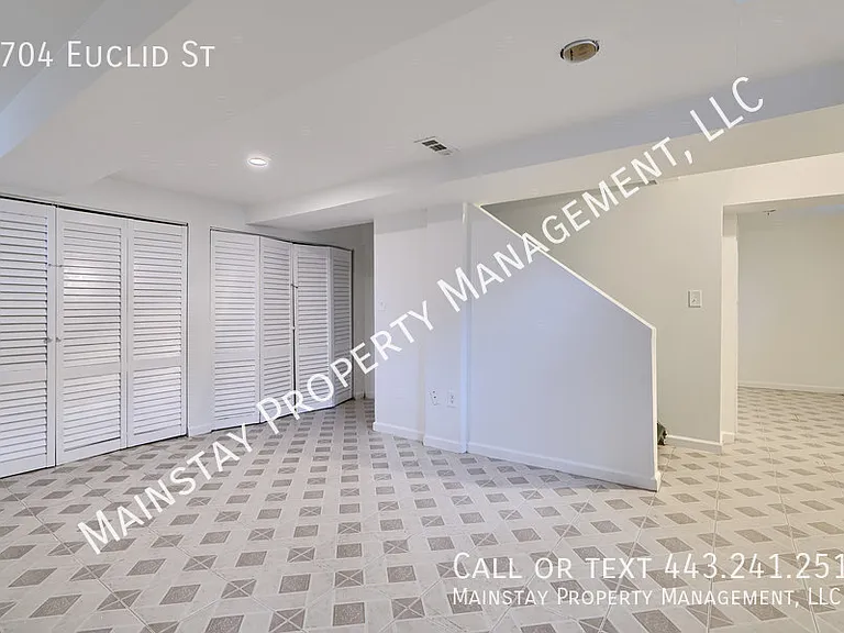 5704 Euclid St — Photo 21
