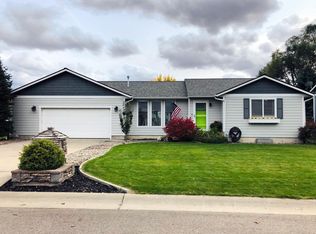 18106 E Springfield Ave, Greenacres, WA 99016