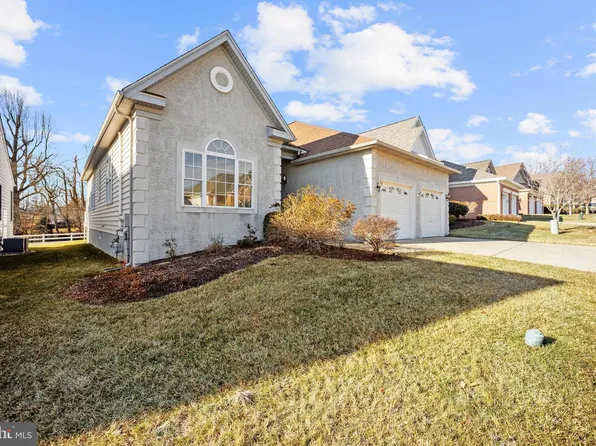 8 Cassin Hill Rd, Garnet Valley, PA 19060